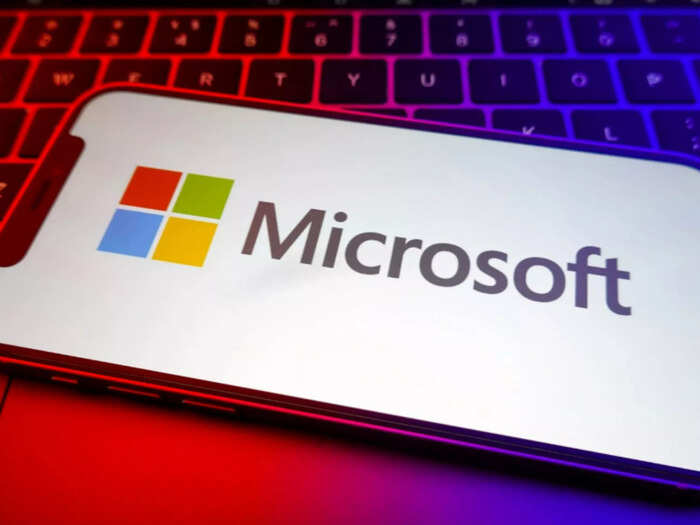 Microsoft Outage: மைக்ரோசாஃப்ட் சேவைகள் இந்தியாவில் முடக்கம்... ஊழியர்கள் பணி நீக்க நடவடிக்கை காரணமா?நெட்டிசன்கள் யோசனை..!