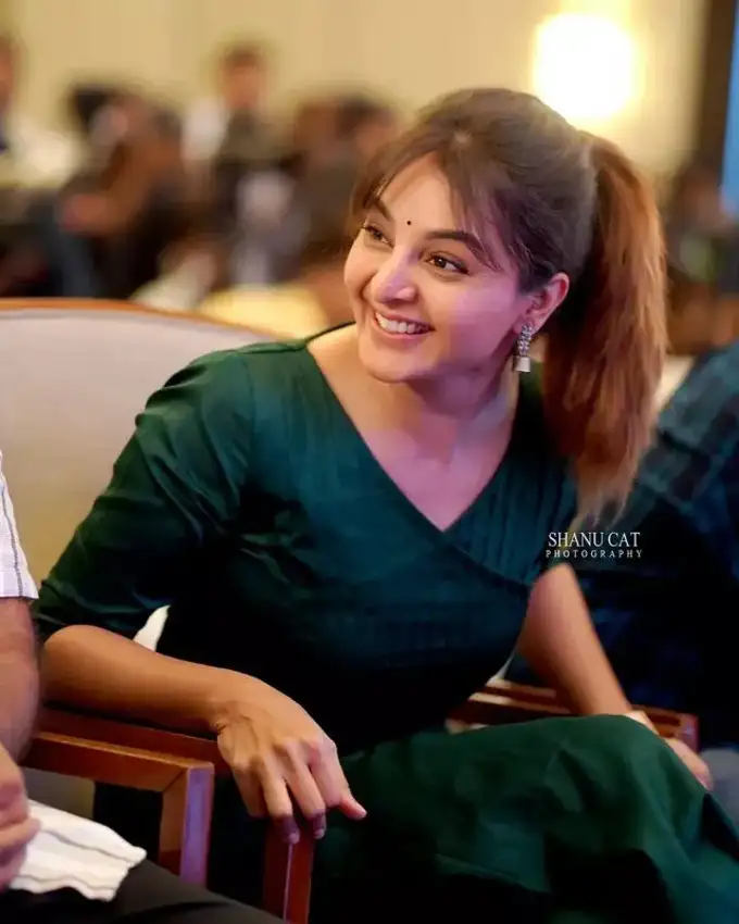 तेव्हा मंजूने मान्य केलं