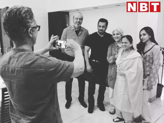 Salman Khan: आमिर के घर पहुंचे सलमान खान, अजीज दोस्त और बहन निखत के लिए फोटोग्राफर बने मिस्‍टर परफेक्‍शनिस्‍ट 