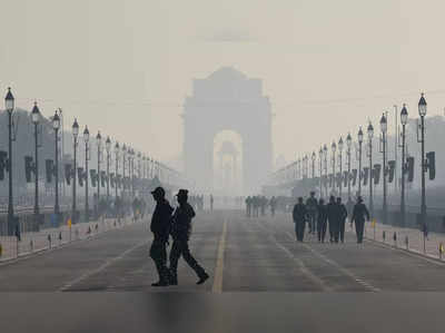 शीतलहर गई, लेकिन दिल्लीवाले अभी पैक ना करें अपने गर्म कपड़े