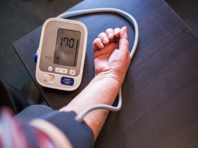 Just one banana is enough to control diabetes, know the benefits of red banana | Hits Times Keeping blood pressure under control