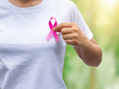 World Cancer Day 2023: महिलांनी कर्करोगाच्या लक्षणांकडे दुर्लक्ष करू नयेत, असे आहेत कॅन्सरचे जीवघेणे प्रकार