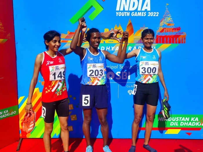 Khelo India में झारखंड की एथलीट Asha Kiran Barla ने जीता गोल्ड, जानिए संघर्ष की कहानी 