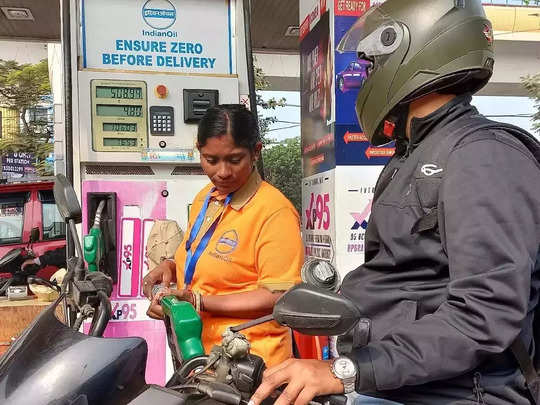 Petrol Diesel Price Today February 7: ക്രൂഡ് ഓയിൽ വിലയിൽ വർധന