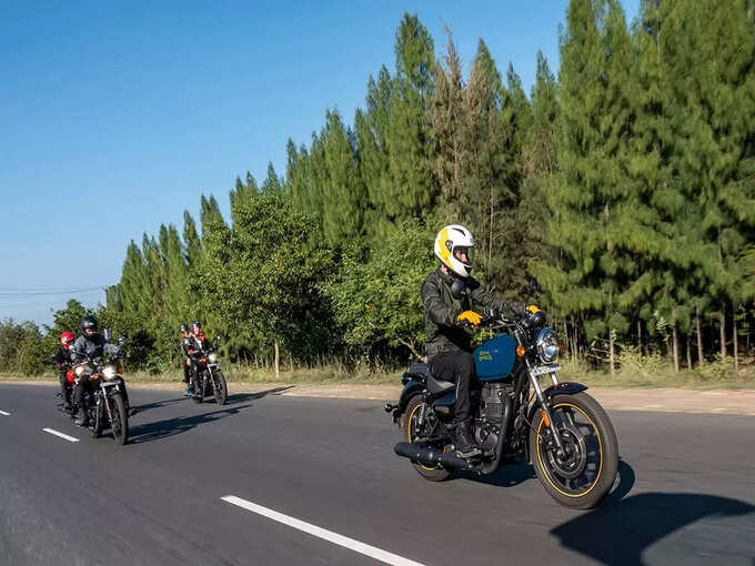 royal-enfield-meteor-350-fireball-loan-emi-downpayment royal-enfield-meteor-350-fireball-loan-emi-downpayment