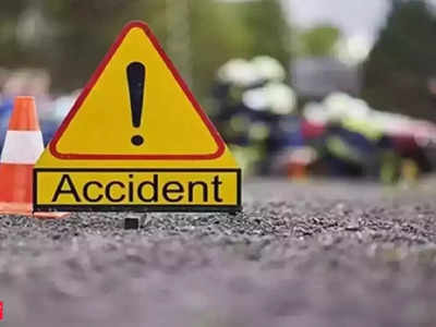 सड़क हादसे में मैनपुरी की एडीजे की मौत, आगरा-लखनऊ एक्‍सप्रेस वे पर ट्रक में घुसी कार