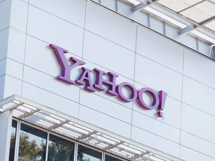 Yahoo announced layoff 20 percent employees