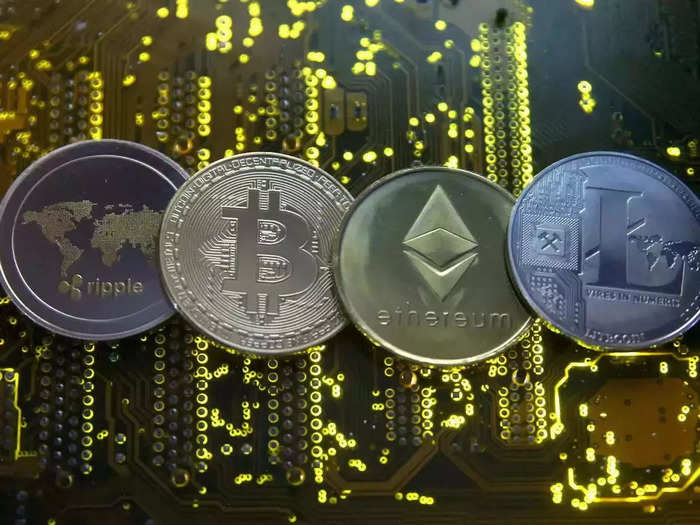 Crypto Price Today: Polygon, Solana 2% से ज्यादा लुढ़के, जानिए बिटकॉइन का ताजा भाव