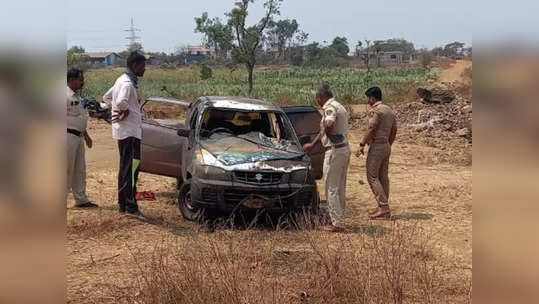 कालव्यात जळालेल्या अवस्थेत कार, गाडीत सडलेला मृतदेह; नेमकं काय घडलं? कोल्हापुरात खळबळ