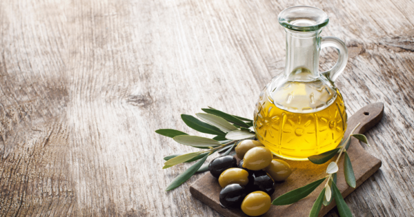 Side Effects Of Olive Oil For Skin: चेहरे पर ऑलिव ऑयल लगाने से हो सकते हैं ये साइड इफैक्ट्स
