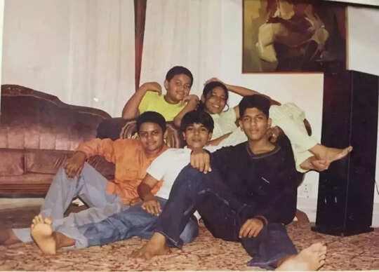 यह बच्चा आज है हर हिंदुस्तानी के दिल का राजा, जापान में तगड़ी फैन फॉलोइंग, जहां जाता है मंदिर बनाता है