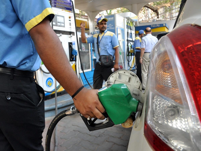 Petrol and Diesel Rates on 17th March 2023
