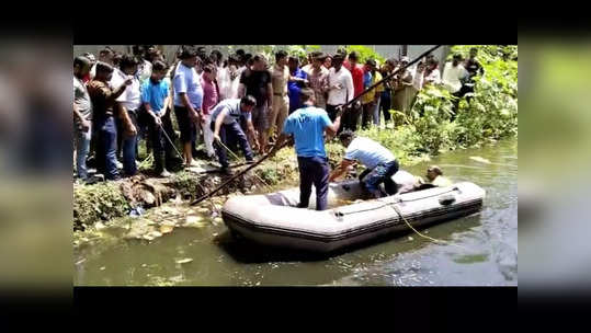 खेळताना चेंडू खड्ड्यात पडला, १२ वर्षांचा मुलगा तो काढायला गेला आणि मोठा अनर्थ घडला, परिसरात हळहळ