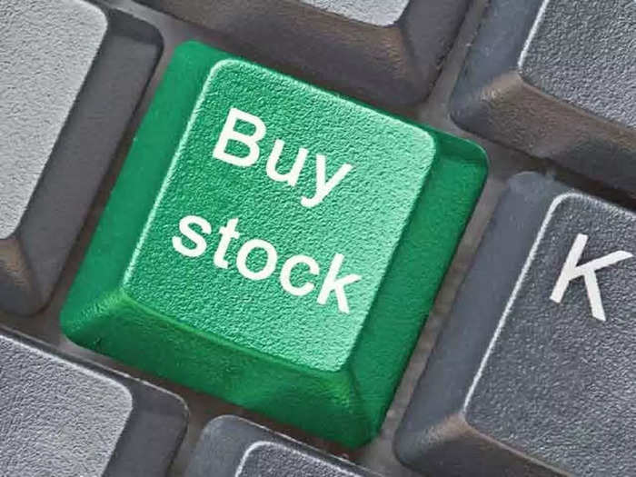 8 stock recommendation from experts for short term gains