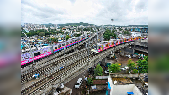 हिंजवडी मेट्रोच्या उन्नत मार्गाला भूमिगत वीजवाहिनीचा 'झटका'; गणेशखिंड रस्त्यावर करावा लागला बदल