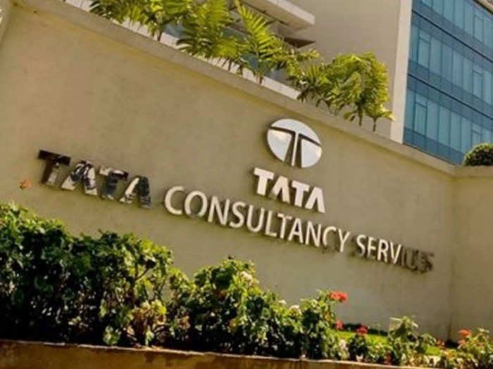 TCS: 46,000 ஃபிரஷர்களை பணியமர்த்தும் டிசிஎஸ்... தற்போதுள்ள ஊழியர்களுக்கு 100 சதவீதம் வேரியபில் பே வழங்குகிறது..!