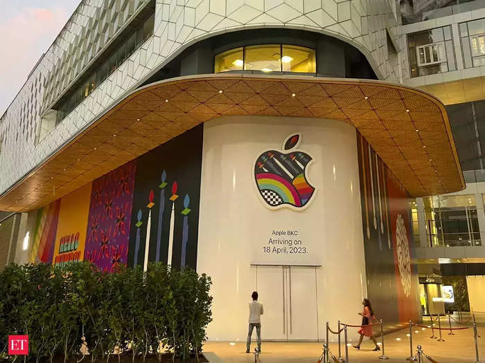 Apple BKC store