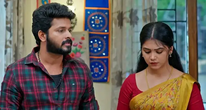 మీనా తరపున నిలబడి బాలు..