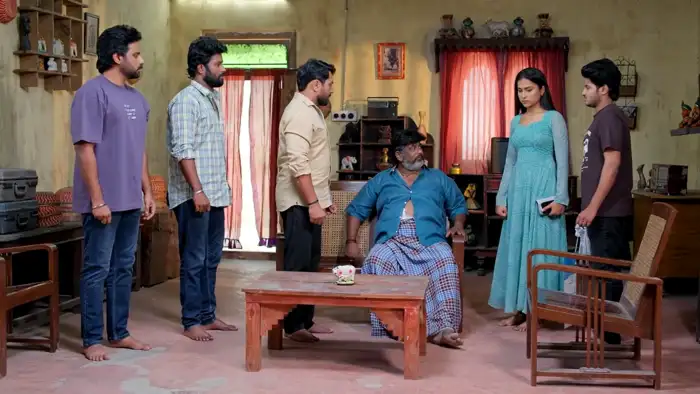 చెప్తే వినాలి చూశారా ఏమైందో?