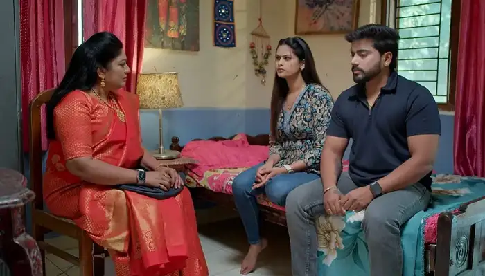 శోభనకు మరో వాయింపు..