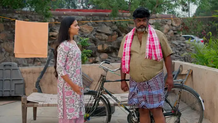 సైకిల్‌కి తాళం వేసిన మహా