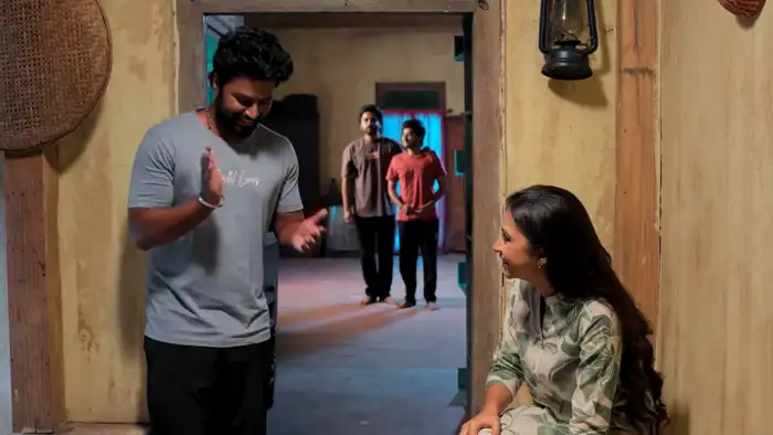 చక్రి-మహా నవ్వులు