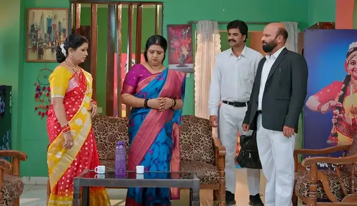 రూ.2 లక్షలకు బేరం..