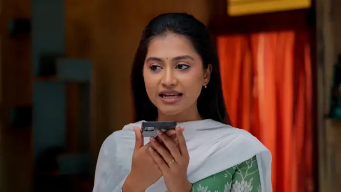 నేను చక్రి భార్యని