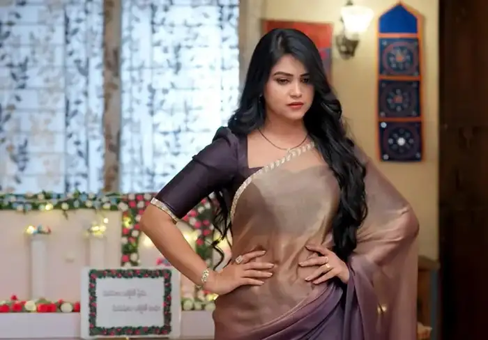 బాలు రొమాన్స్..