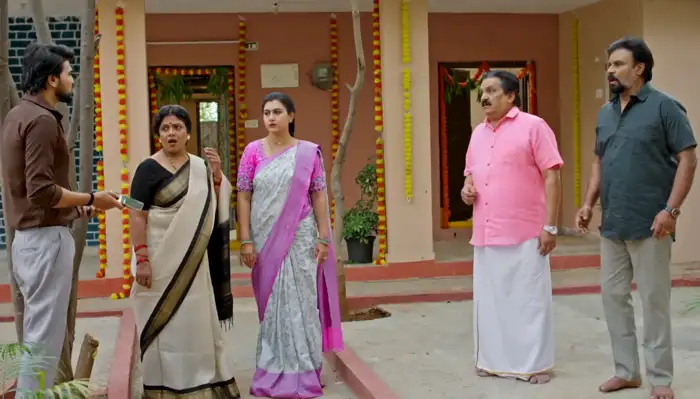 కవర్ చేసిన తాయారు..