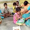 అంగన్వాడీ టీచర్లు, ఆయాలకు గుడ్‌న్యూస్.. జీతాల పెంపుపై మంత్రి సీతక్క కీలక ప్రకటన
