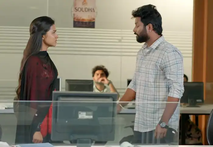 ఆఫీసుకి వచ్చిన చక్రి..