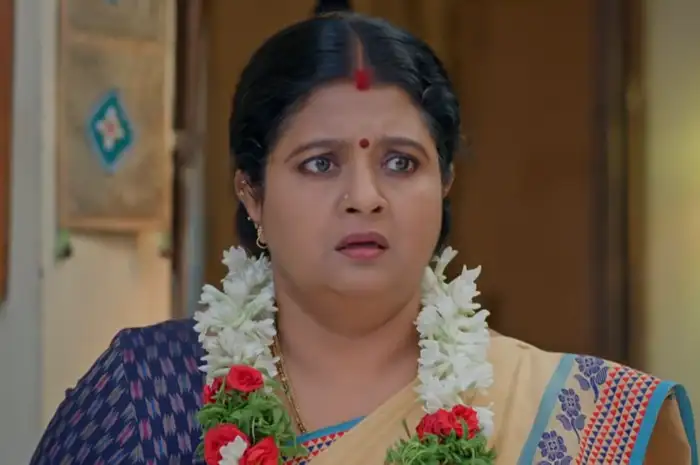 వెళ్లకుండా ఆపింది..