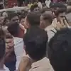 అమరావతిలో తీవ్ర ఉద్రిక్తత.. వైసీపీ నేతలను అడ్డుకున్న రైతులు.. తోపులాట, దాడులు..