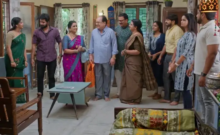 పెళ్లికి పిలిచిన రంగా, కామాక్షి..