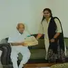 జేసీ దివాకర్ రెడ్డిని కలిసిన బండారు శ్రావణి.. గుర్తుపట్టలేని విధంగా మారిన మాజీ మంత్రి..