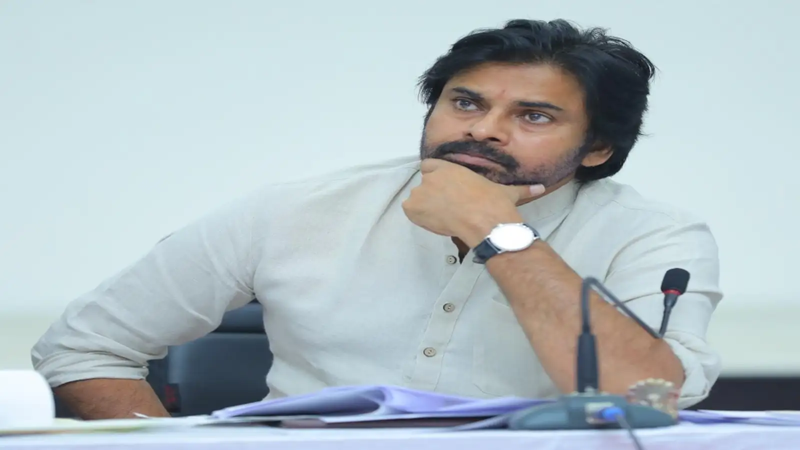 కేరళకు డిప్యూటీ సీఎం పవన్ కళ్యాణ్.. 20 రోజుల పాటూ అక్కడే – politics