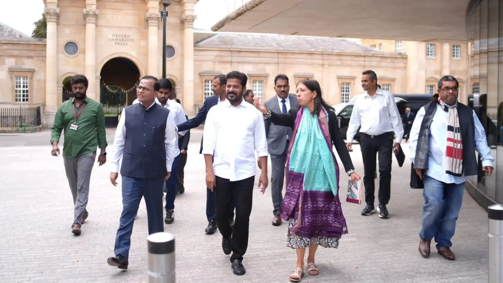 తెలంగాణలోప్రపంచస్థాయి విద్య.. ఆక్స్ ఫర్డ్ ను హైదరాబాద్ కు ఆహ్వానించిన సీఎం – telangana
