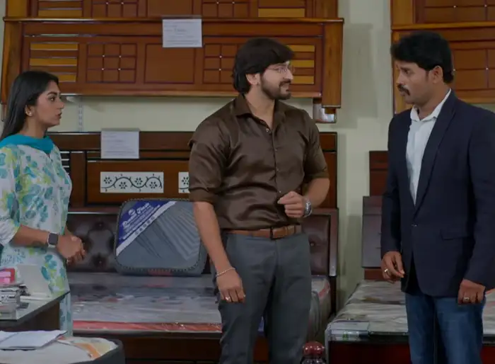 రెచ్చిపోయిన రాజు..