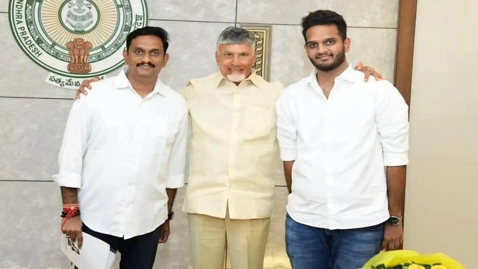 కుమారుడి పొలిటికల్ ఎంట్రీపై కేశినేనిక్లారిటీ.. తప్పుడుప్రచారాన్ని నమ్మొద్దన్న విజయవాడ ఎంపీ – politics