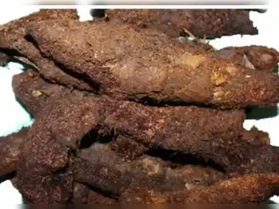 Shim kiygan ayolning dumbasining rasmlari