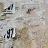 How To Remove Wall Sticker Stains At Home, உங்க வீட்டு சுவர்லயும் ...