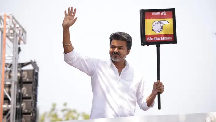 விஜய் ஈர்க்கும் ஜென் ஸி வாக்குகள்