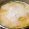 பருப்பு வேகும்போது வரும் நுரை ஆபத்தானதா? அகற்றுவது அவசியமா? இதோ காரணம்!