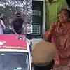 முதல்வரின் கான்வாயை வழிமறித்த கார்த்திகா: கைது செய்தது சரியா தவறா ...
