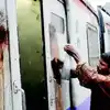Most Dirty Trains In India,ரயில் பயணிகள் வேதனை.. இப்படி இருந்தா எப்படி ...