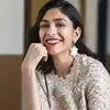 Mrunal Thakur: முதல் படம் சூப்பர் ஹிட், 2வது படத்திலேயே சம்பளத்தில் ...