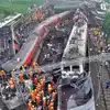 Odisha Train Crash: ಪತ್ನಿ ಅಂತ್ಯಸಂಸ್ಕಾರ ಮುಗಿಸಿ, ಮಗಳ ಶವಕ್ಕೆ ಹುಡುಕಾಡಿದ ತಂದೆ! ಬಾಲಸೋರ್‌ನಲ್ಲಿ ನಿಂತಿಲ್ಲ ಕಣ್ಣೀರಗಾಥೆ - odisha train accident people still searching for dead bodies of kin amid cbi takes over probe - vijaykarnataka