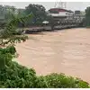 Rain Effects In Mangaluru,ಕರಾವಳಿಯಲ್ಲಿ ಅಬ್ಬರಿಸಿದ ಮಳೆ, ತತ್ತರಿಸಿದ ಜನತೆ: ಅಪಾಯದ ಮಟ್ಟದಲ್ಲಿ ನೇತ್ರಾವತಿ ನದಿ ಹರಿವು - rain lashed the coastal areas people shaken netravati river flow at danger level - vijaykarnataka
