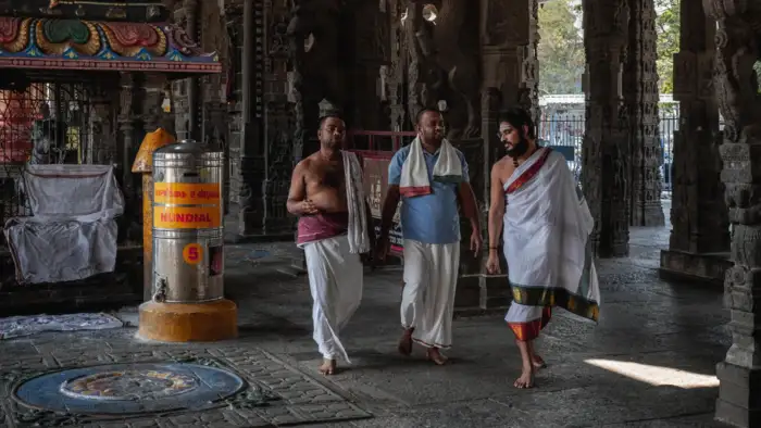 ದೇವಸ್ಥಾನಕ್ಕೆ ತಪ್ಪಾದ ರೀತಿಯಲ್ಲಿ ಪ್ರದಕ್ಷಿಣೆ ಹಾಕಬೇಡಿ
